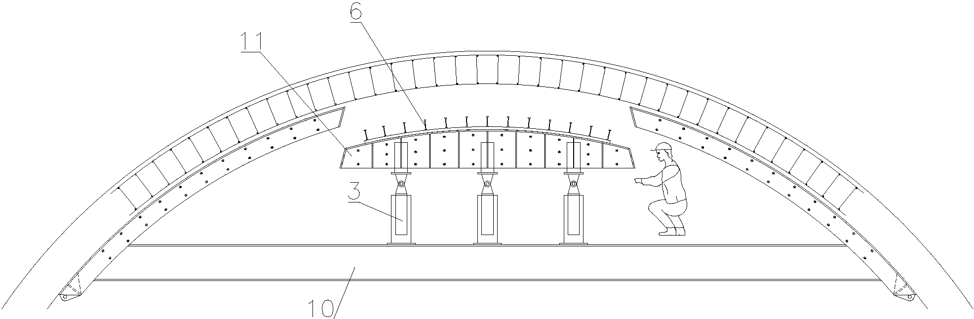 cn106948841a_高铁隧道预埋槽道安装模具自动升降系统和安装方法在审