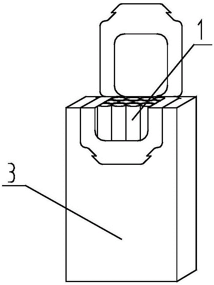 cn106672373b_使用环形对置模切包裹材料的整体式保润烟盒及制作方法