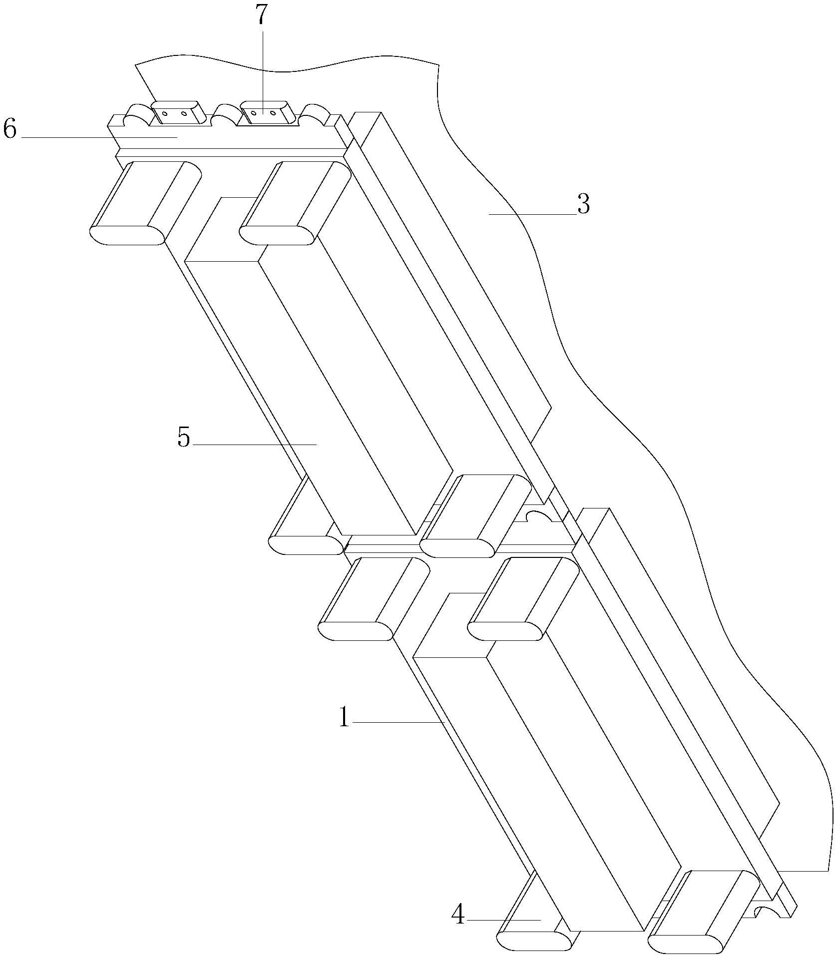 一种用于建筑物整体平移的大面积滑道板支座