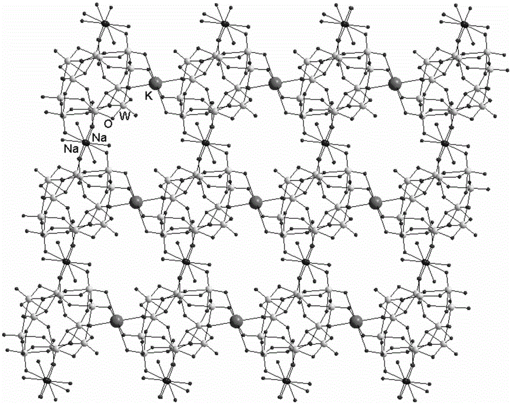 cn109518274a_一种具有二维纳米孔腔结构的十二钨酸盐晶体材料及其