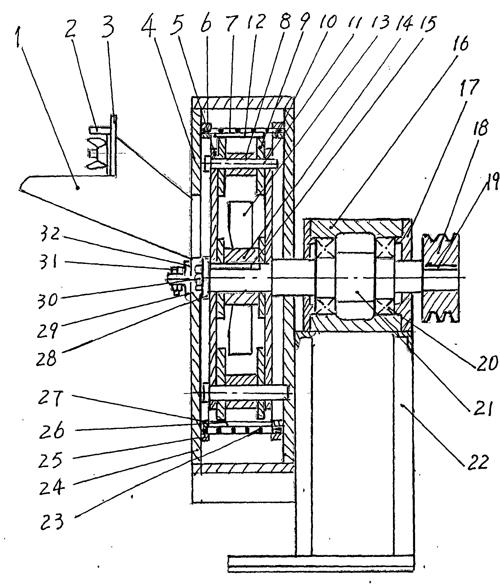 一种高效锤片式粉碎机