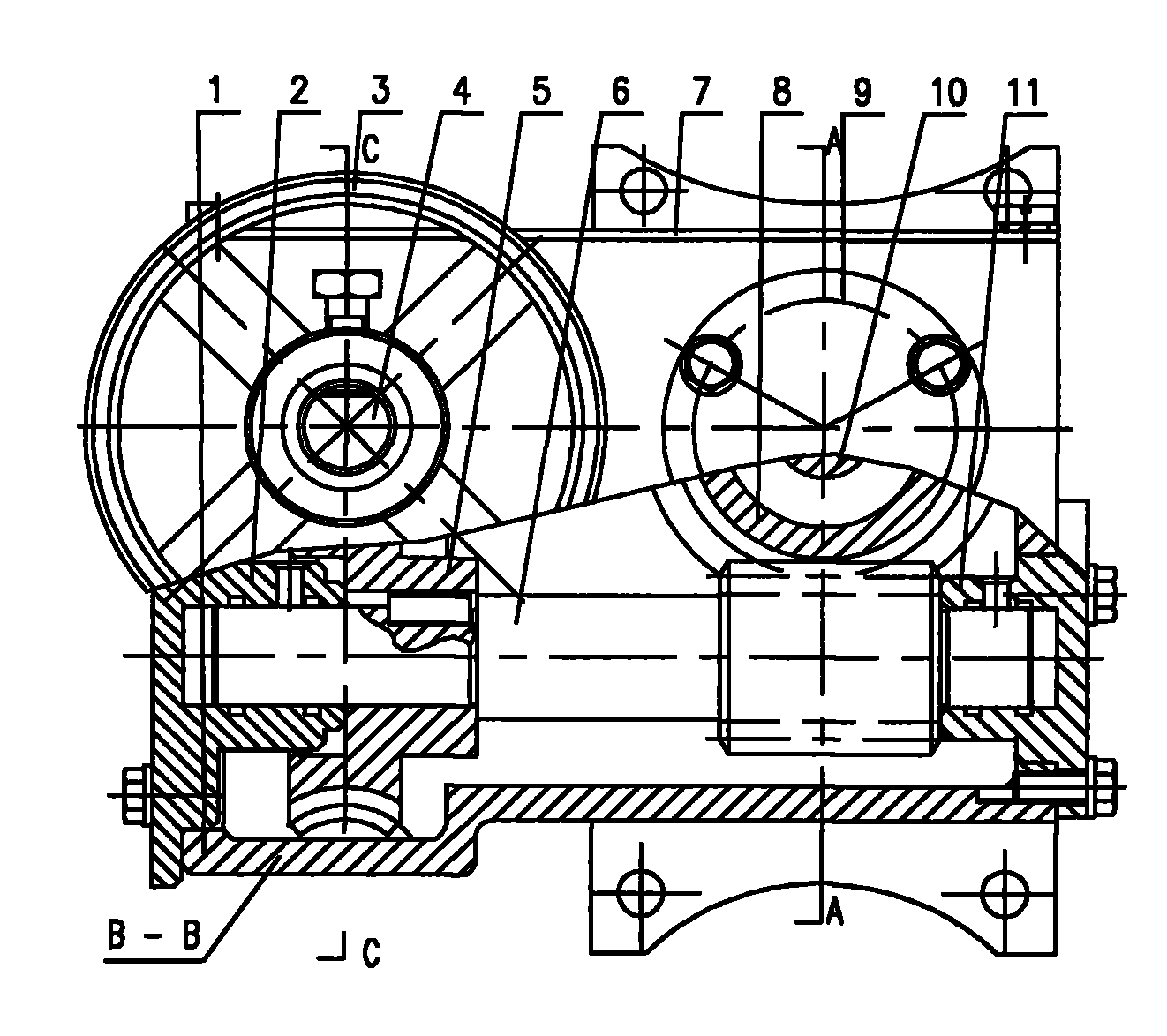 一种双蜗轮蜗杆减速机,采用两级蜗轮蜗杆传动的结构,即皮带轮带动一级