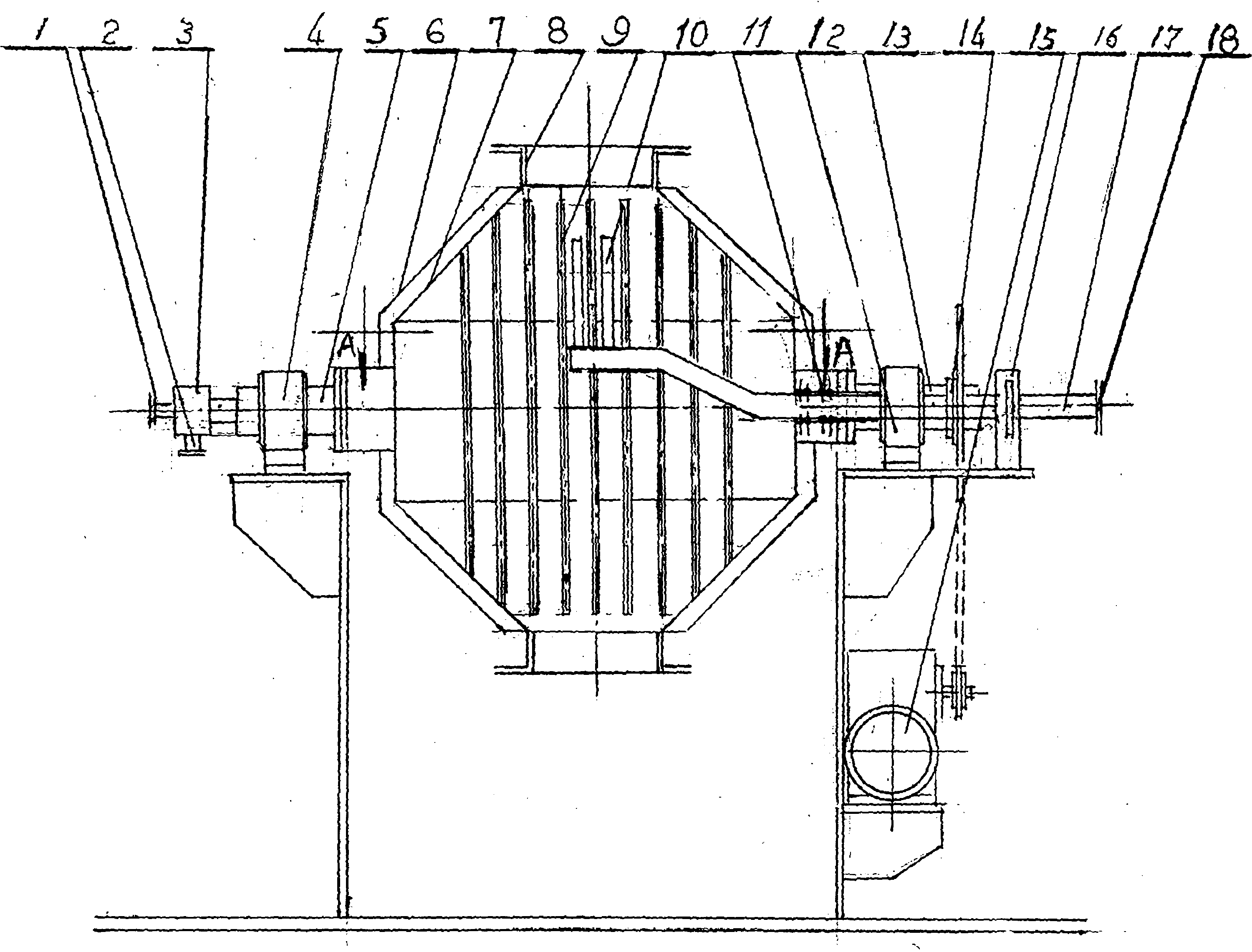 狭幅楔形内加热板双锥真空干燥机