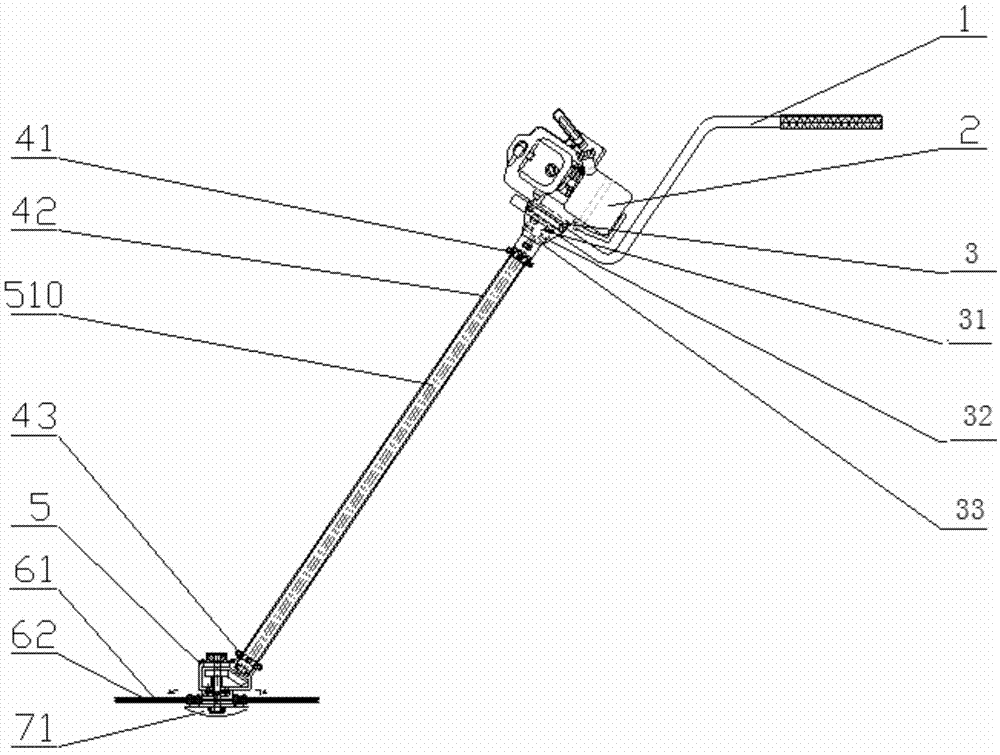 的便携式割草机,其包括扶手架,发动机,离合器,轴套管,传动轴和切割刀
