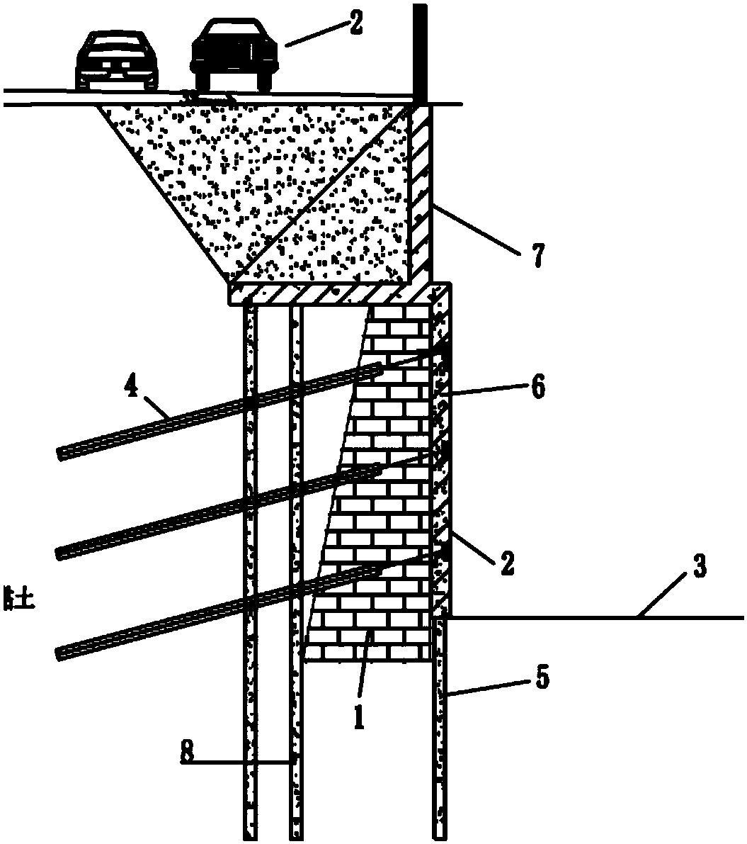 临近河道路面荷载下旧挡墙加固的墙桩锚组合结构及方法