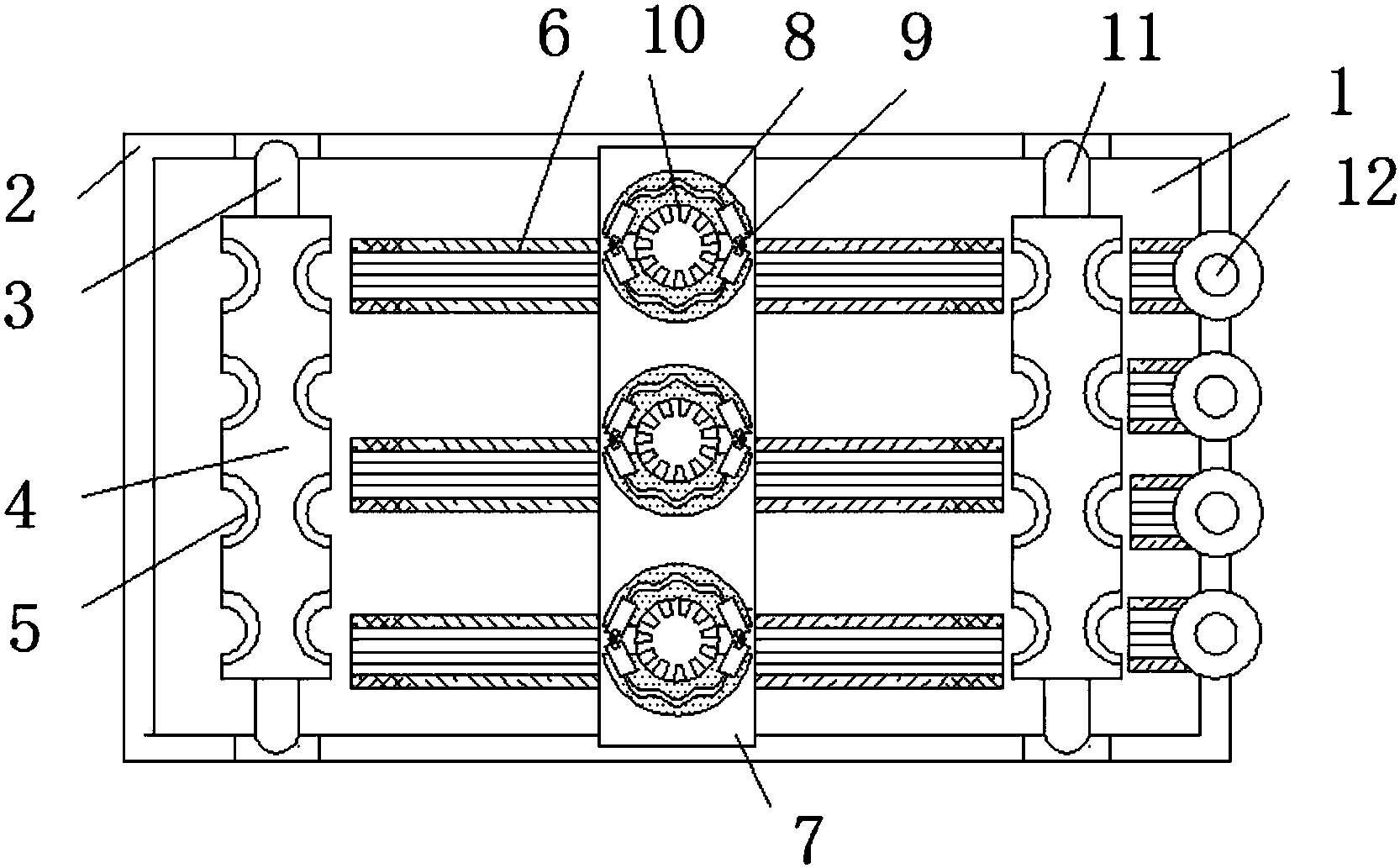 一种电缆存放用自动收缩装置