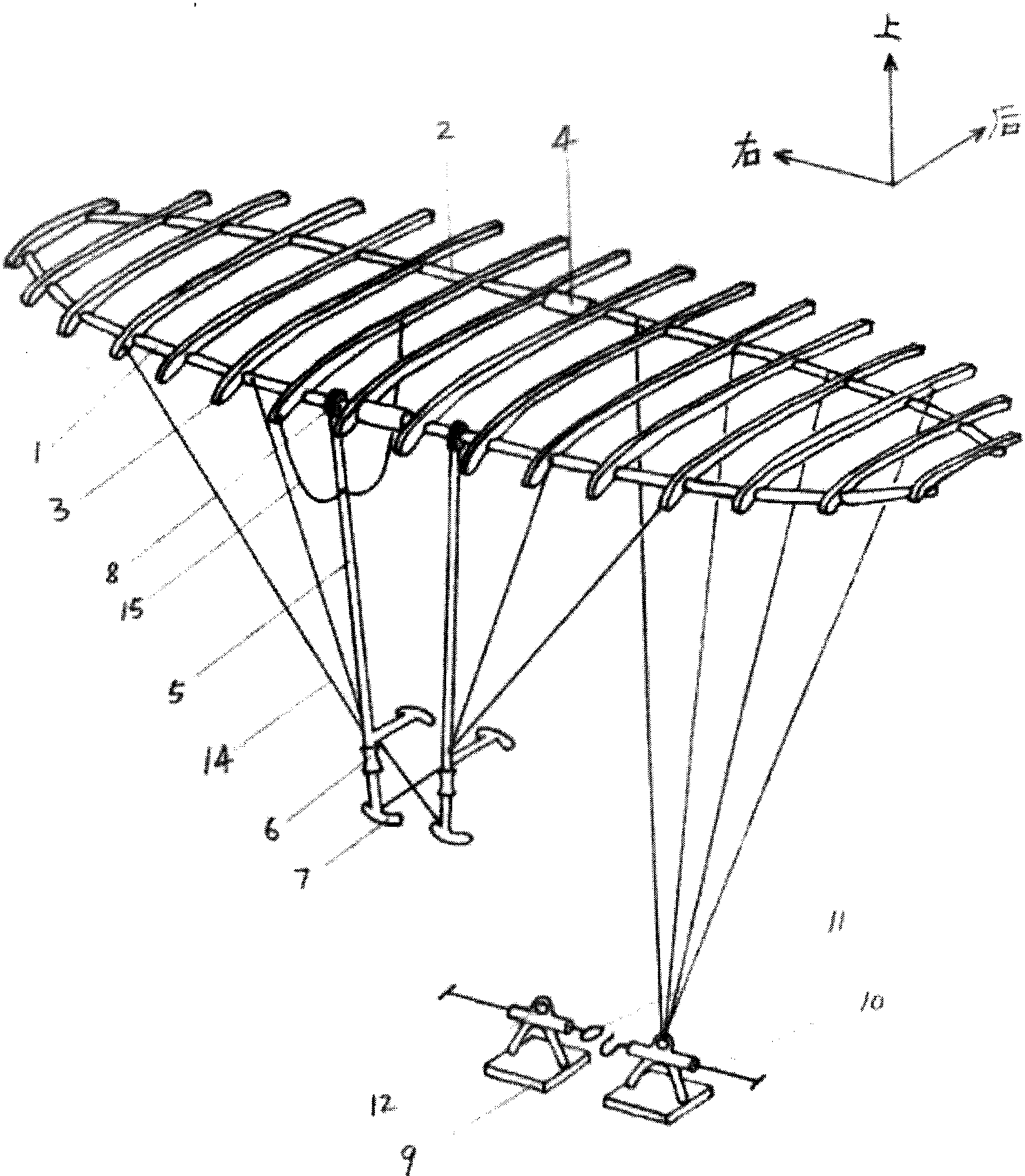 本发明是一种仿滑翔伞的单翼悬挂式人力扑翼飞行器,主体部分包括:近似
