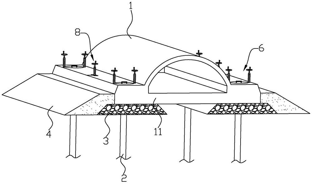 cn110158538a_桩承式半圆体防波堤结构及施工方法在审