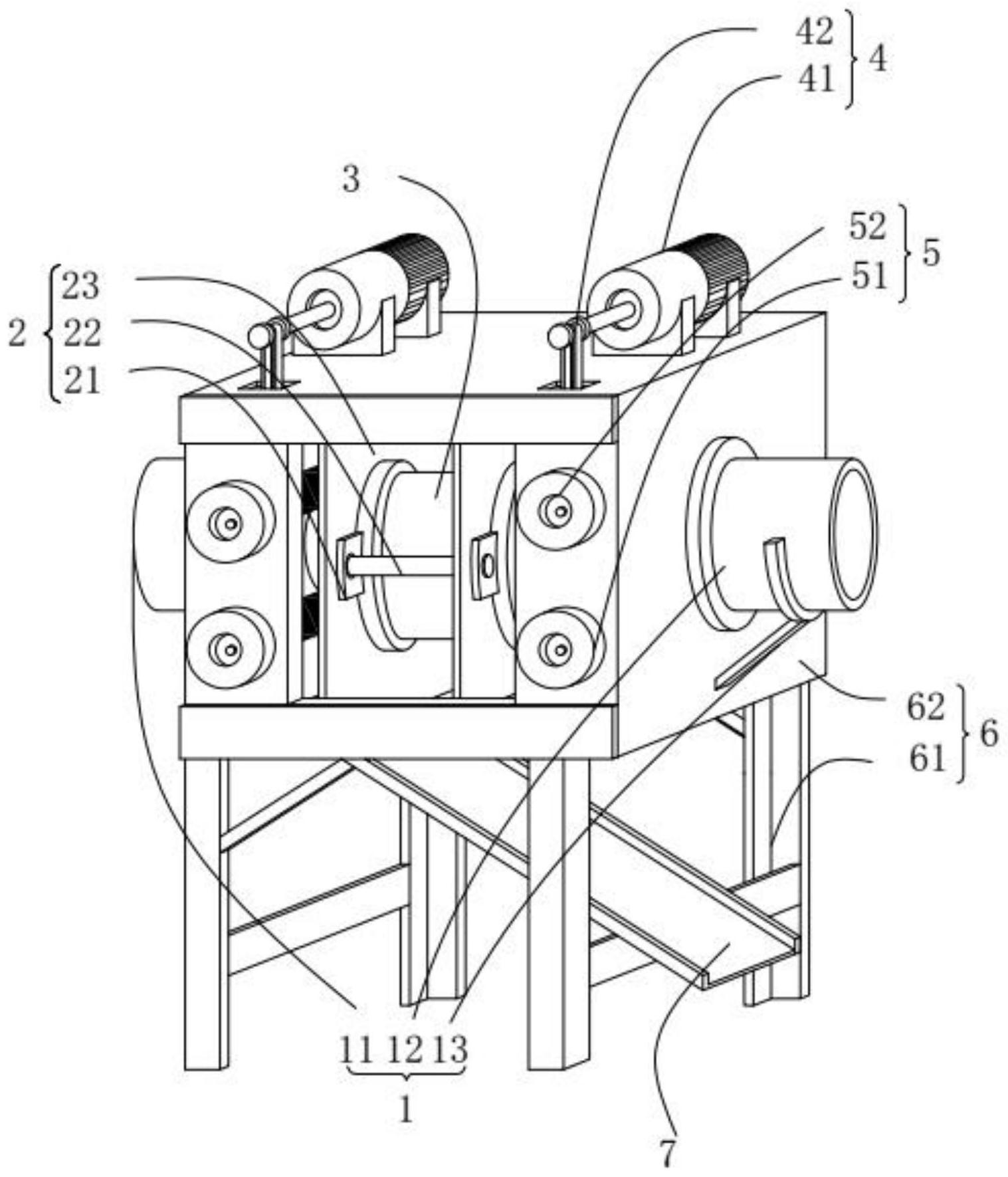本发明涉及木材加工领域,具体的说是一种木材去皮机,包括用于支撑整个