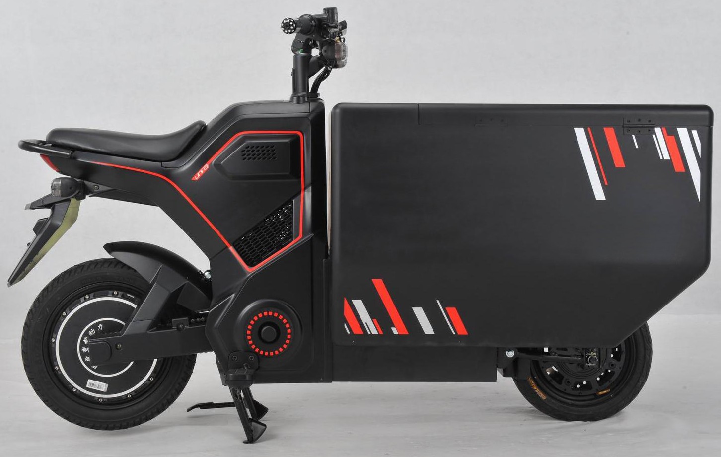 前箱体两轮电动车