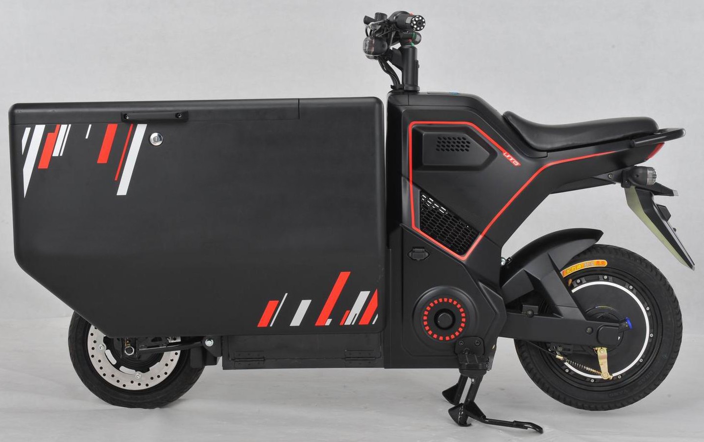 前箱体两轮电动车