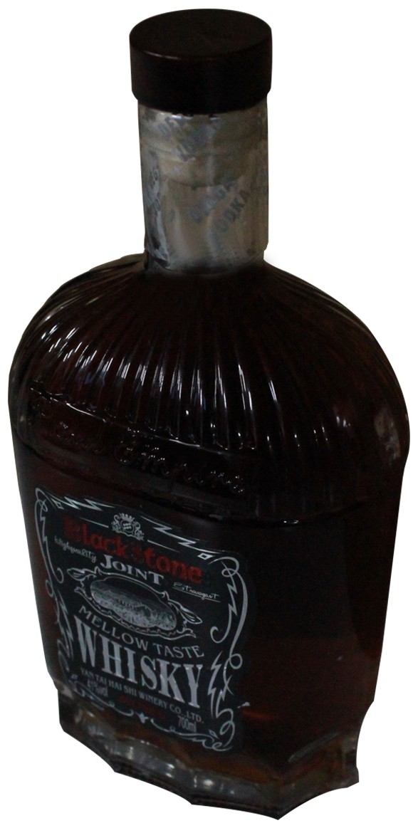 酒瓶乔恩特黑金威士忌