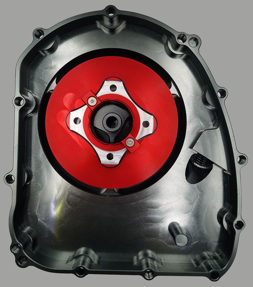 摩托车发动机外壳(黄龙600)