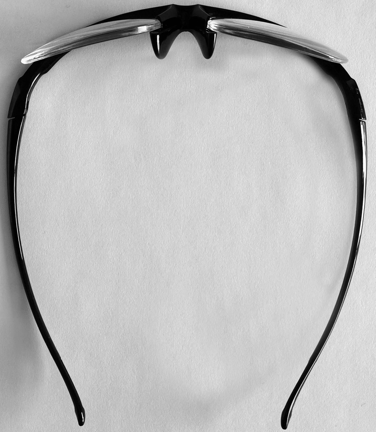 放大眼镜侑恩宝岛