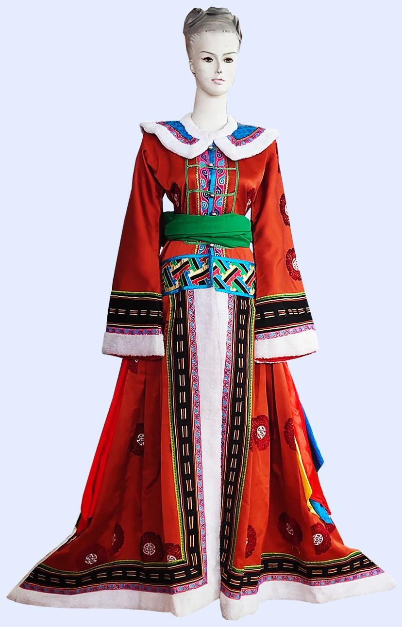 cn306170806s_蒙古袍套装(燕尾盛装)有效