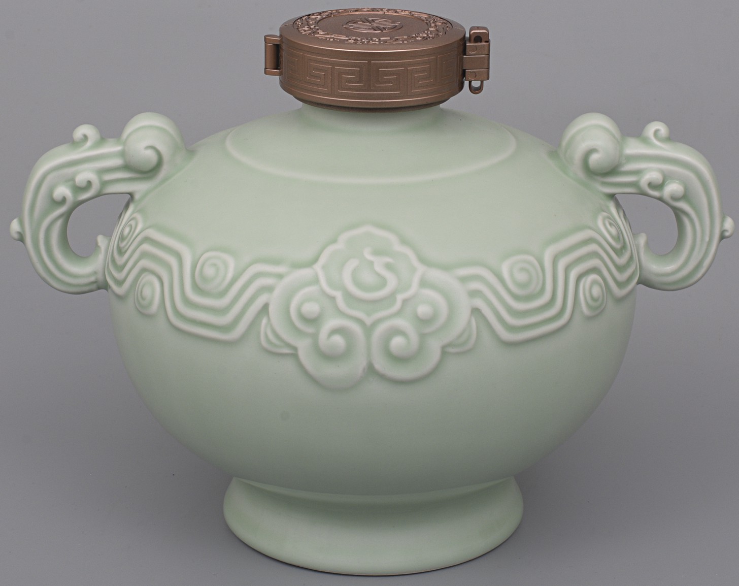 陶瓷酒瓶如意坛