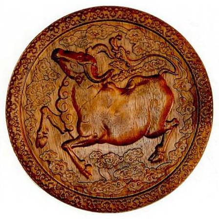 雕刻摆件牛图案