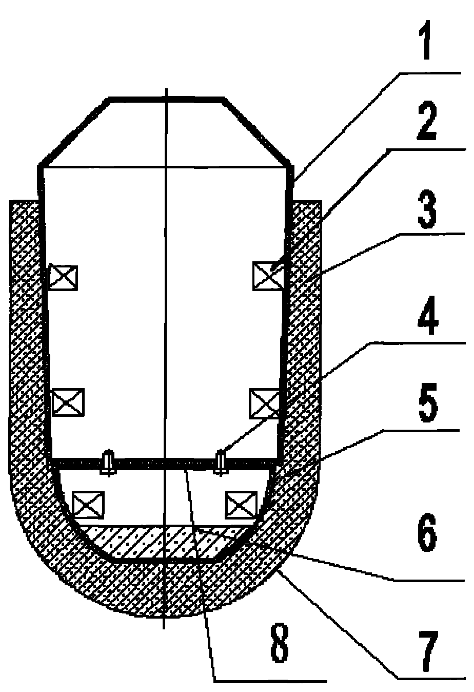 本实用新型涉及一种铁水罐整体浇注胎模装置,采用上,下分体结构,包括