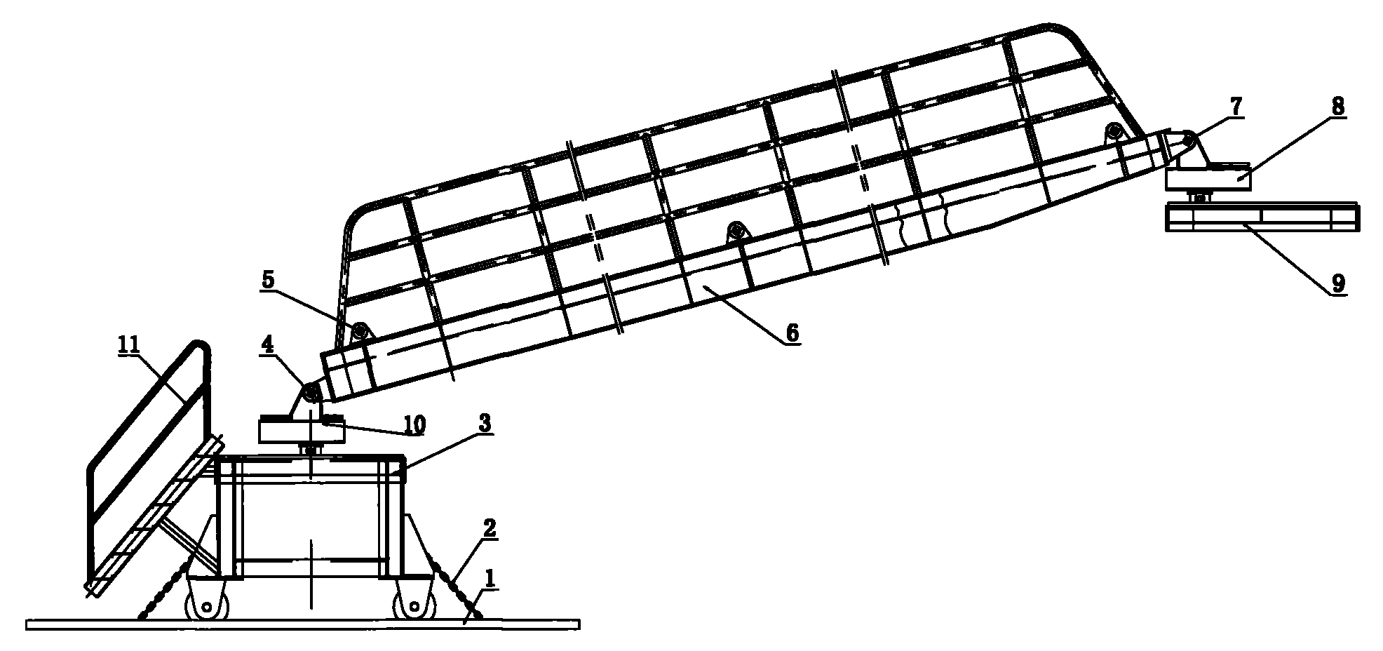 cn201538941u_一种码头浮桥有效