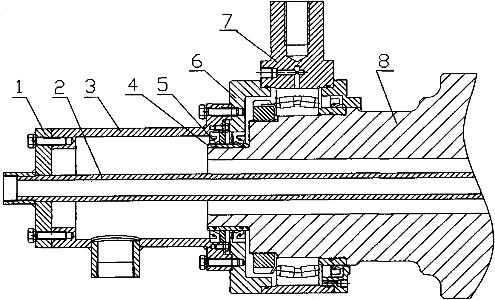 热矫直机水冷旋转接头,涉及轧钢垫矫直机结构.