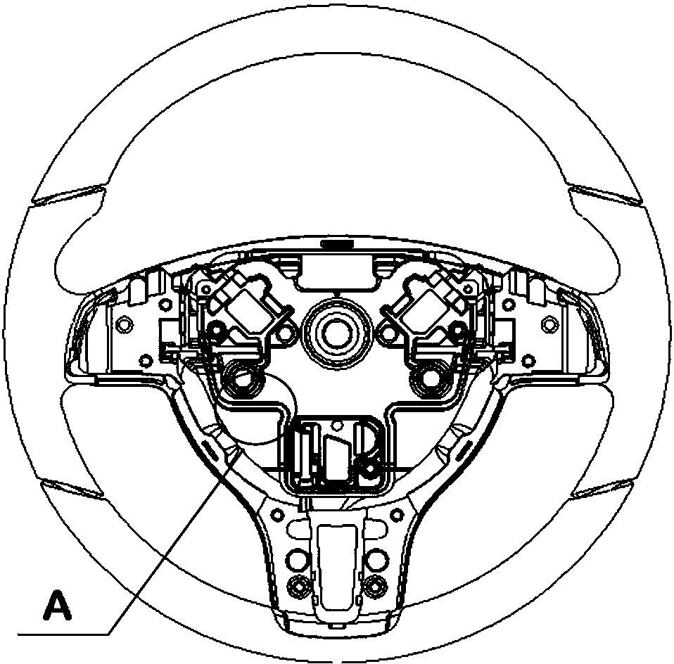 一种带有封料结构的方向盘