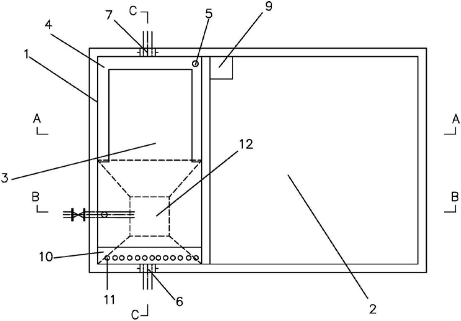一种低碳节能型沉淀调节池