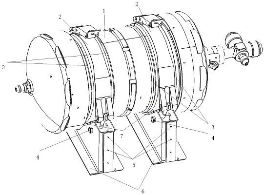 一种飞机蓄压器的安装结构专利_专利申请于2017-11-30_专利查询