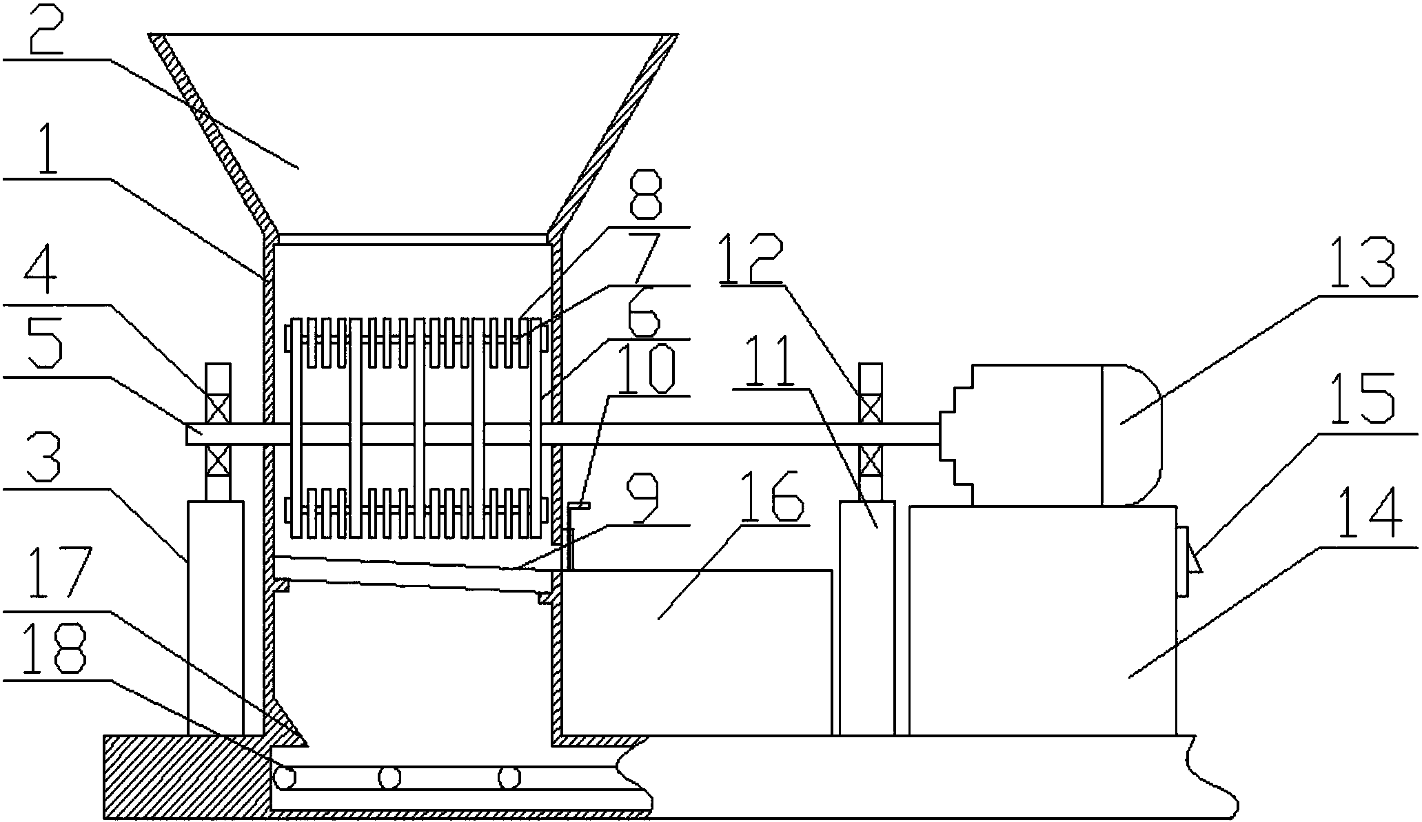 一种新型桥洞力学板刨片粉碎机