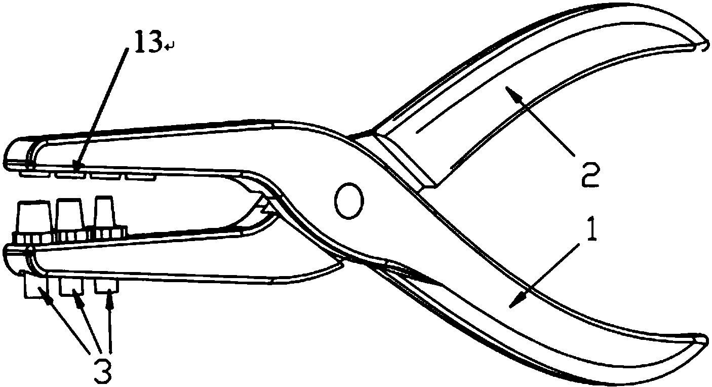cn208020340u_一种医用引流管打孔装置有效
