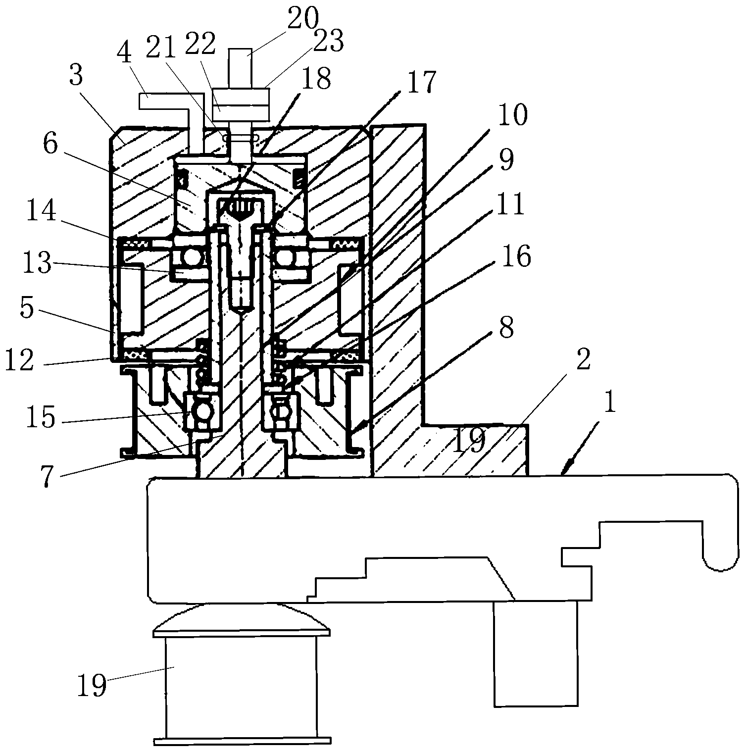 上压式积极输纱器