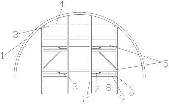 一种挂布台车车架及挂布台车