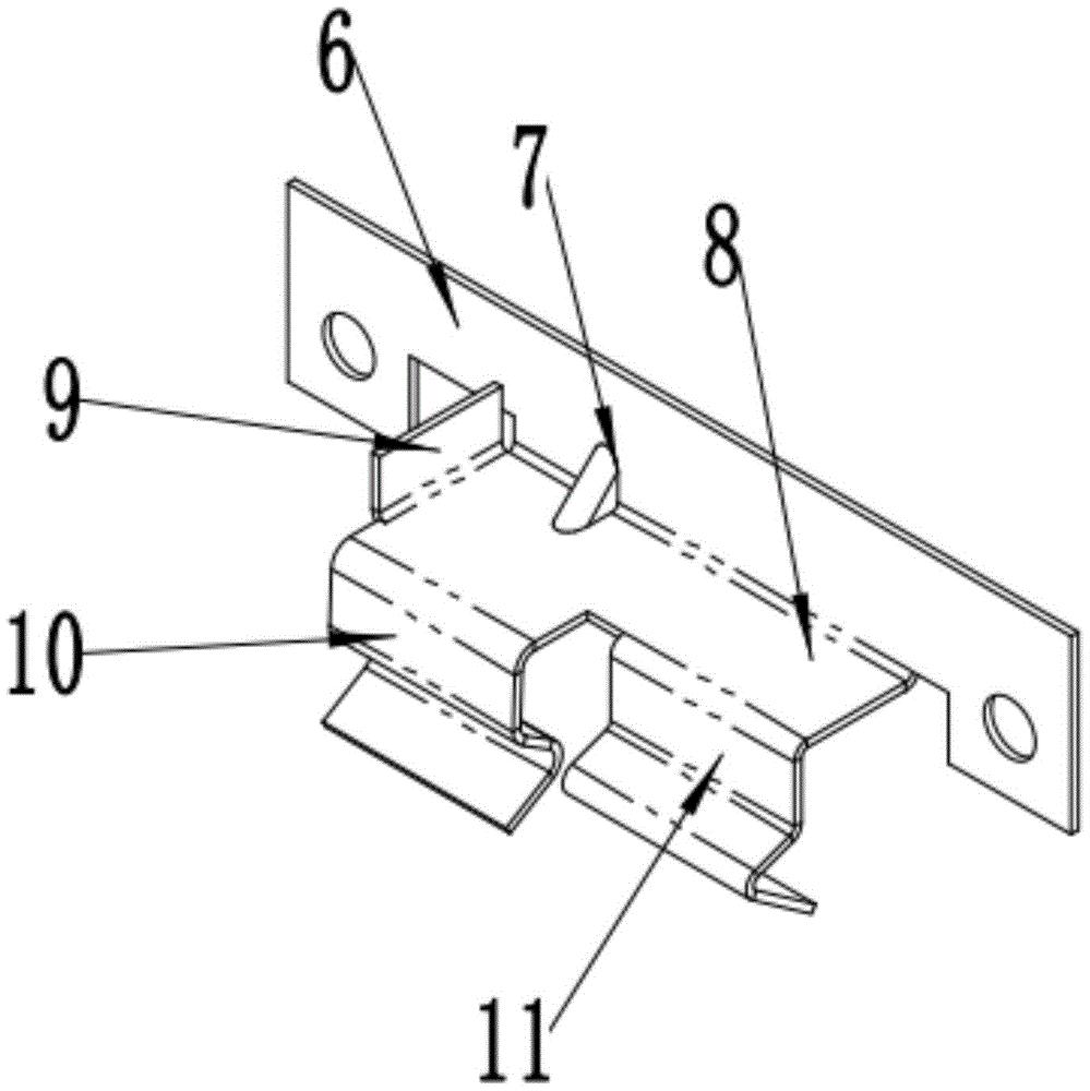 本实用新型涉及一种连接机构,具体是一种用于天花板安装的卡接结构