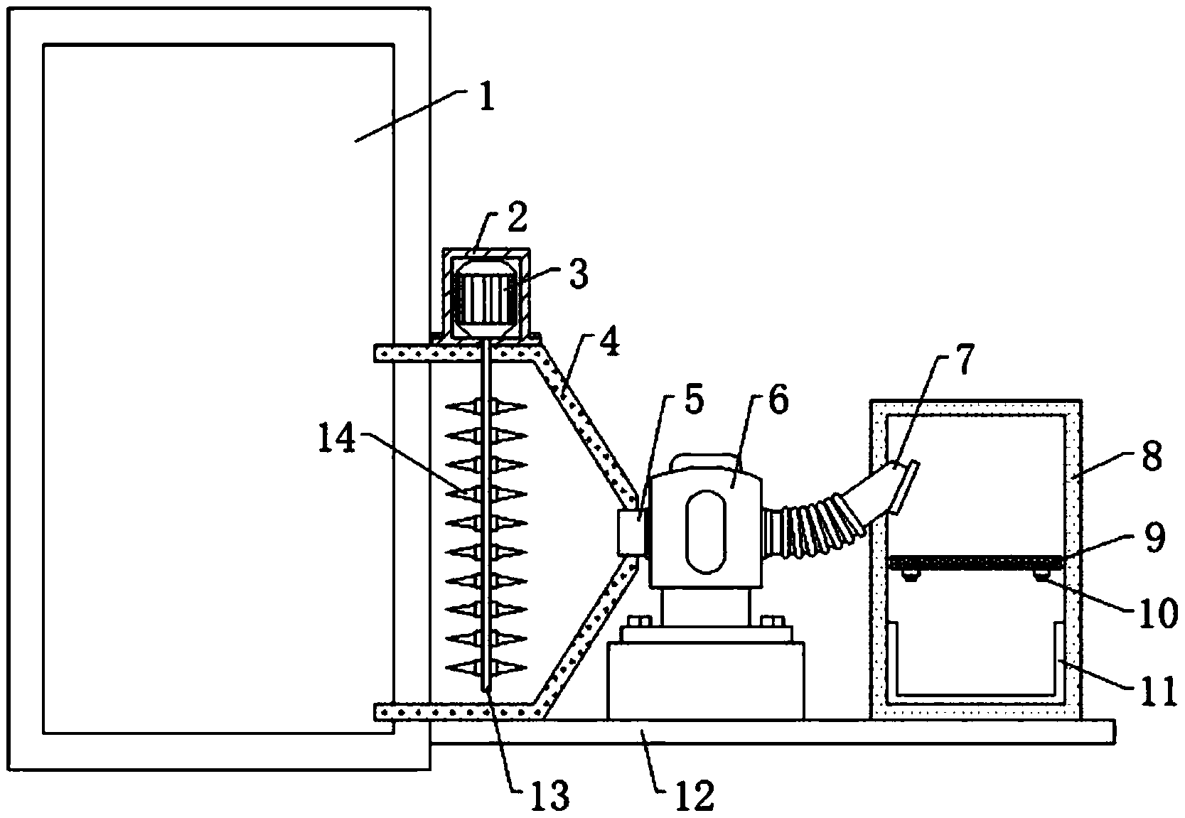 包括梳棉机本体和吸尘机,所述梳棉机本体的一侧外壁上开有安装口,且