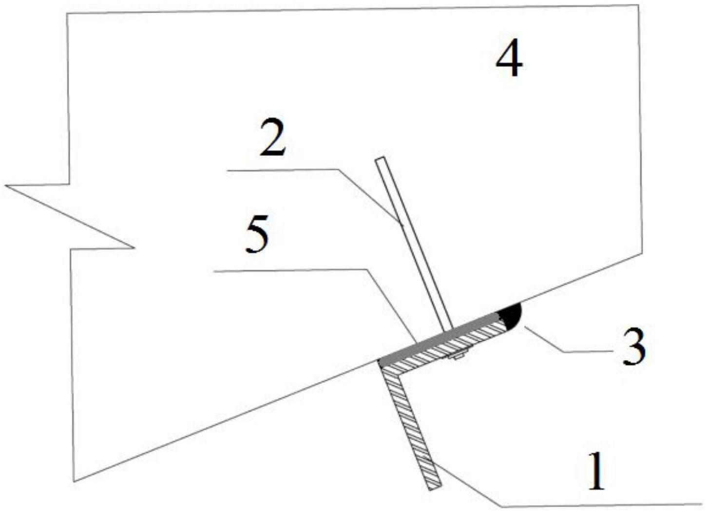 一种适用于桥梁的镀锌角钢滴水檐