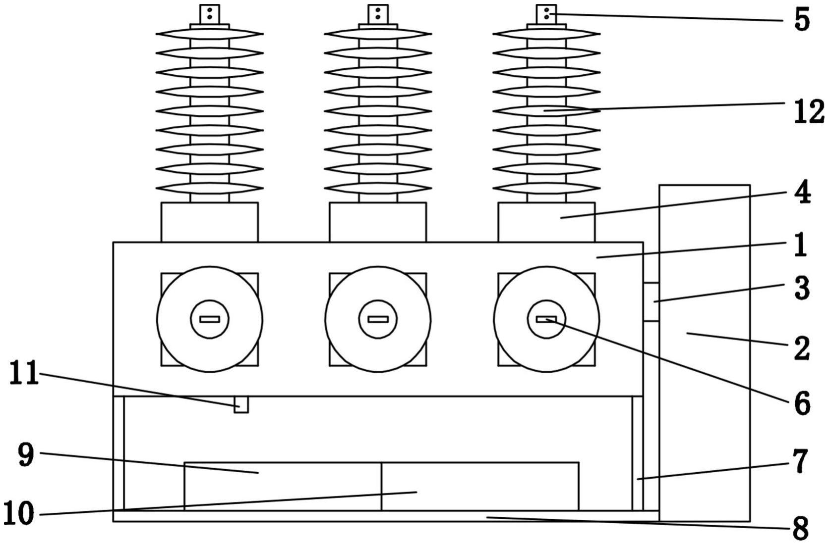 一种基于智能控制的一二次融合成套柱上断路器