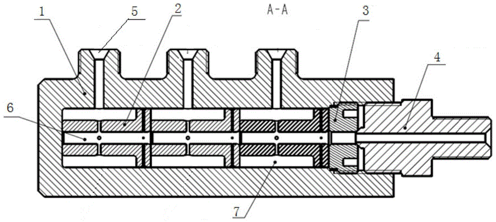 cn110486205a_一种内外双轨分腔式高压共轨管